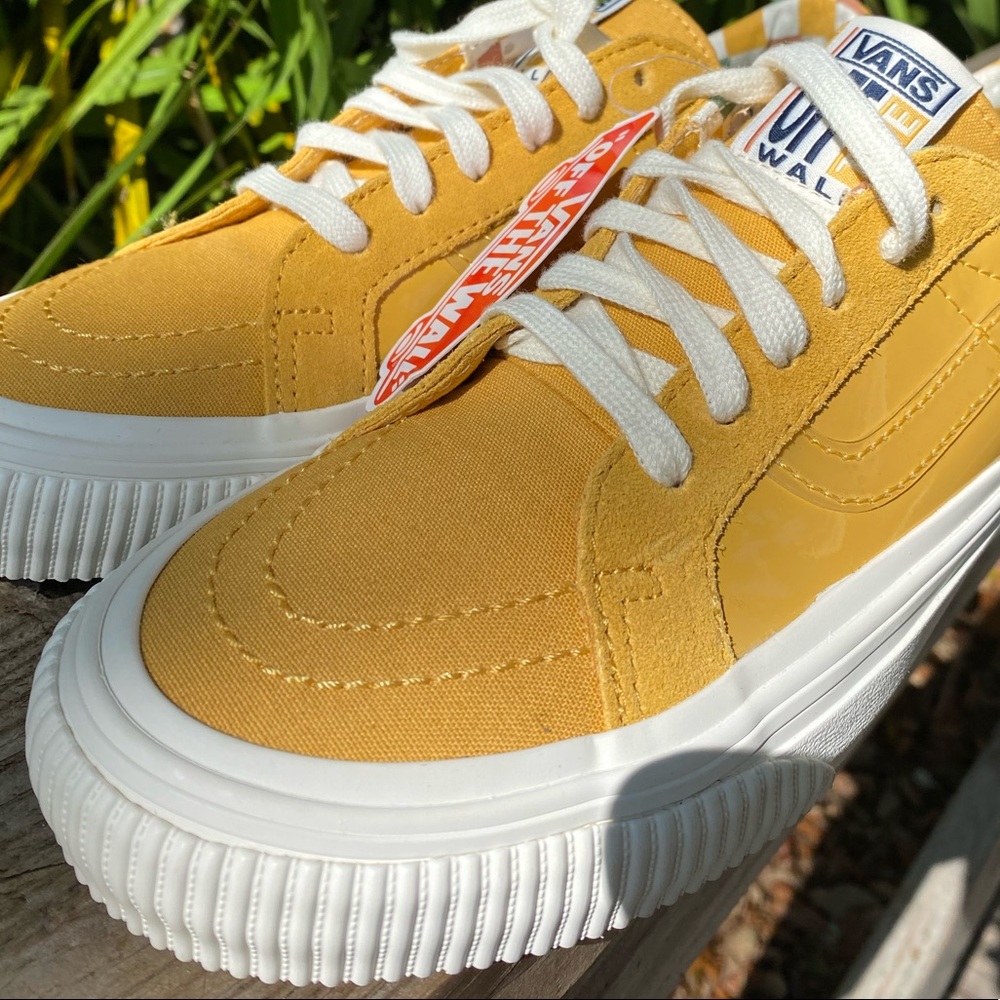 VANS Sk8-Low Reissue S Shoes Karina Rozunko Patent​ Honey Gold (VN0A4UWI24L)